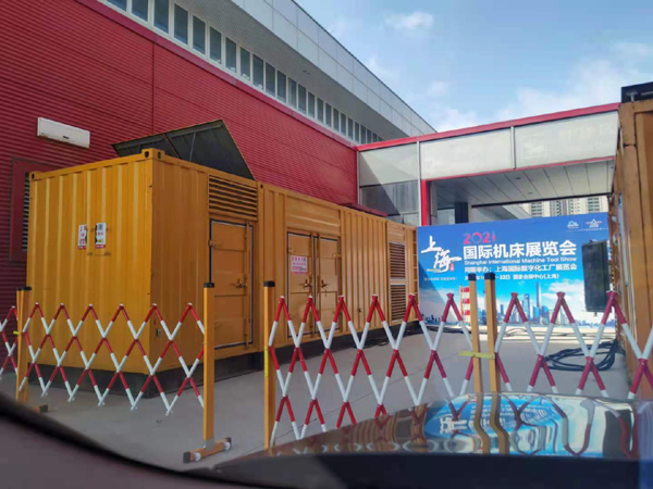 邱县发电车出租-发电机无电压或电压太低怎么办？