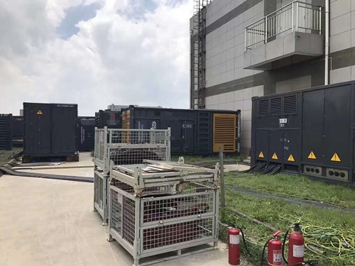 邱县除了定期检查，还有哪些方法可以及时发现接触式转速表探头的磨损？