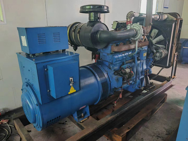 邱县100kW柴油发电机组使用多级机油有哪些优缺点？